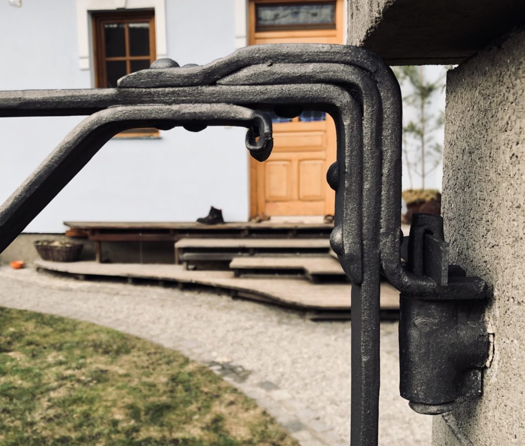Gelaender Detail geschmiedet