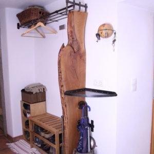 Garderobe geschmiedet Altholz